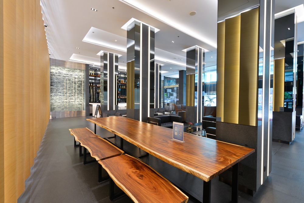 images/Dining/7 LOBBY/6.JPG